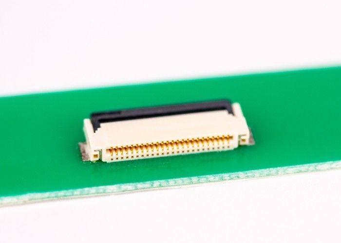 電子工学FFC FPCのコネクター、平らな固体コンダクターが付いているFpcのケーブル コネクタ