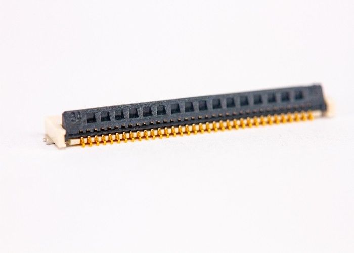 LCP自然な色のFpc Zifのコネクターの黒ロック カバー倍は接触味方しました